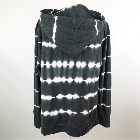 Green Tea Tie-Dye Hoodie Size XL - Picture 2 of 7